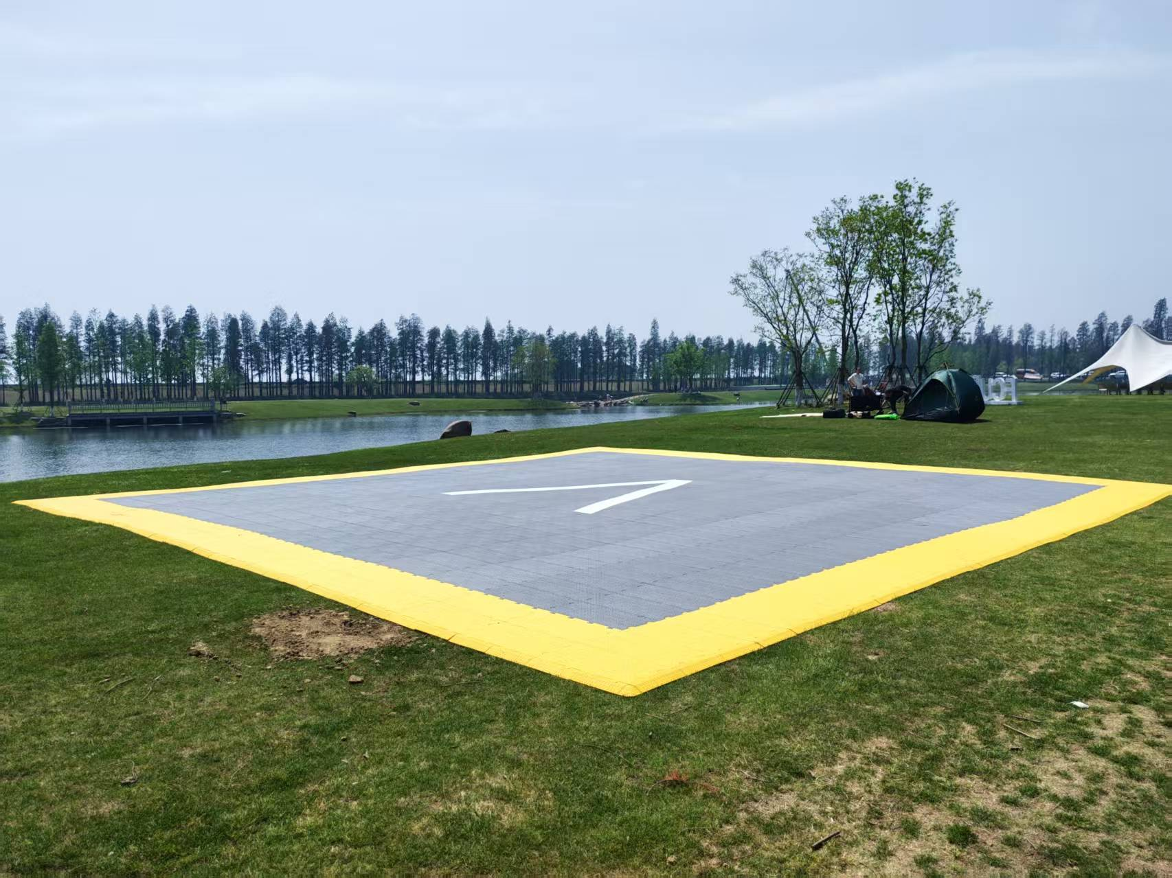 Light QuickDeck Helipad